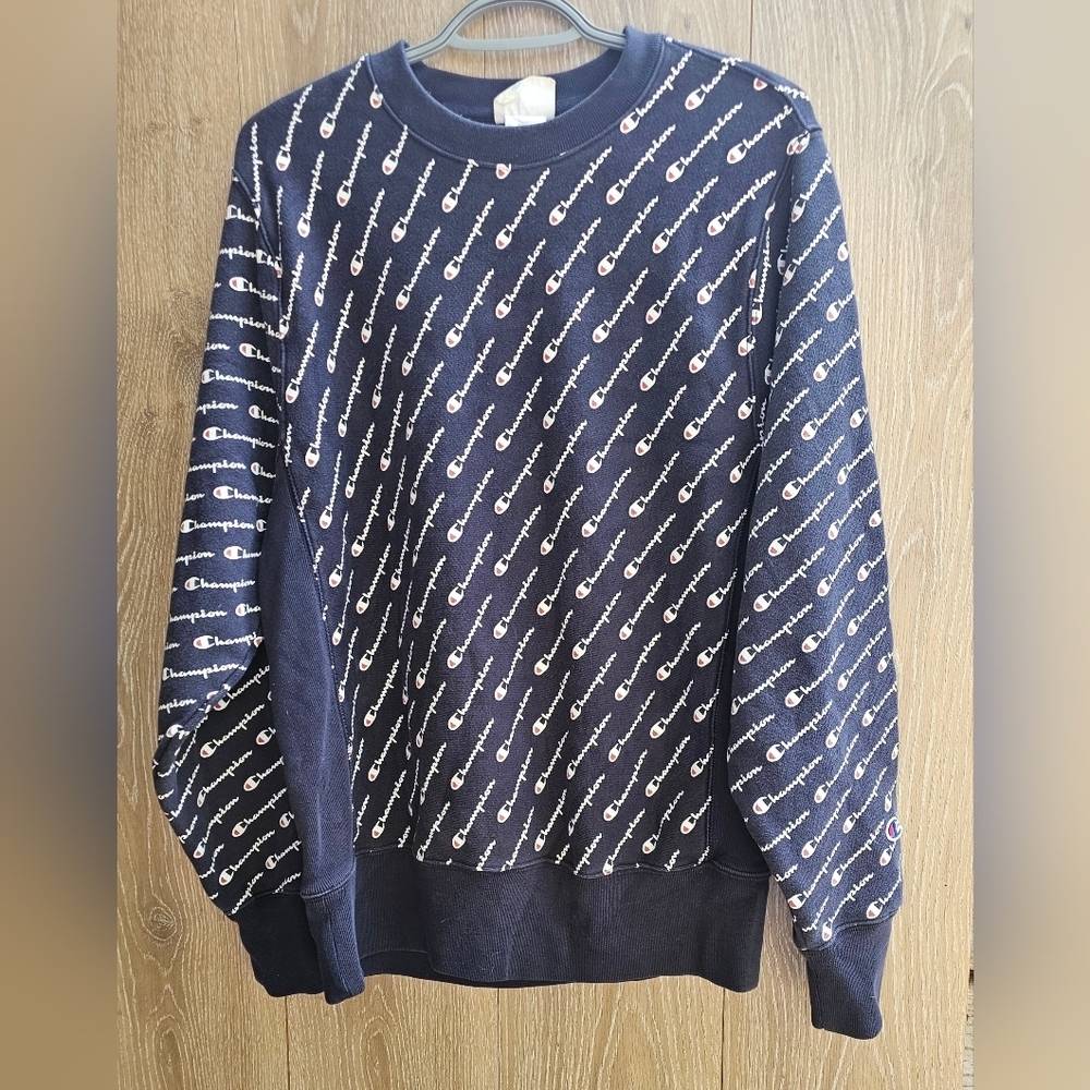 Champion Retro 90s VTG Original Navy Logo Pattern Men's Crewneck Sweater Medium